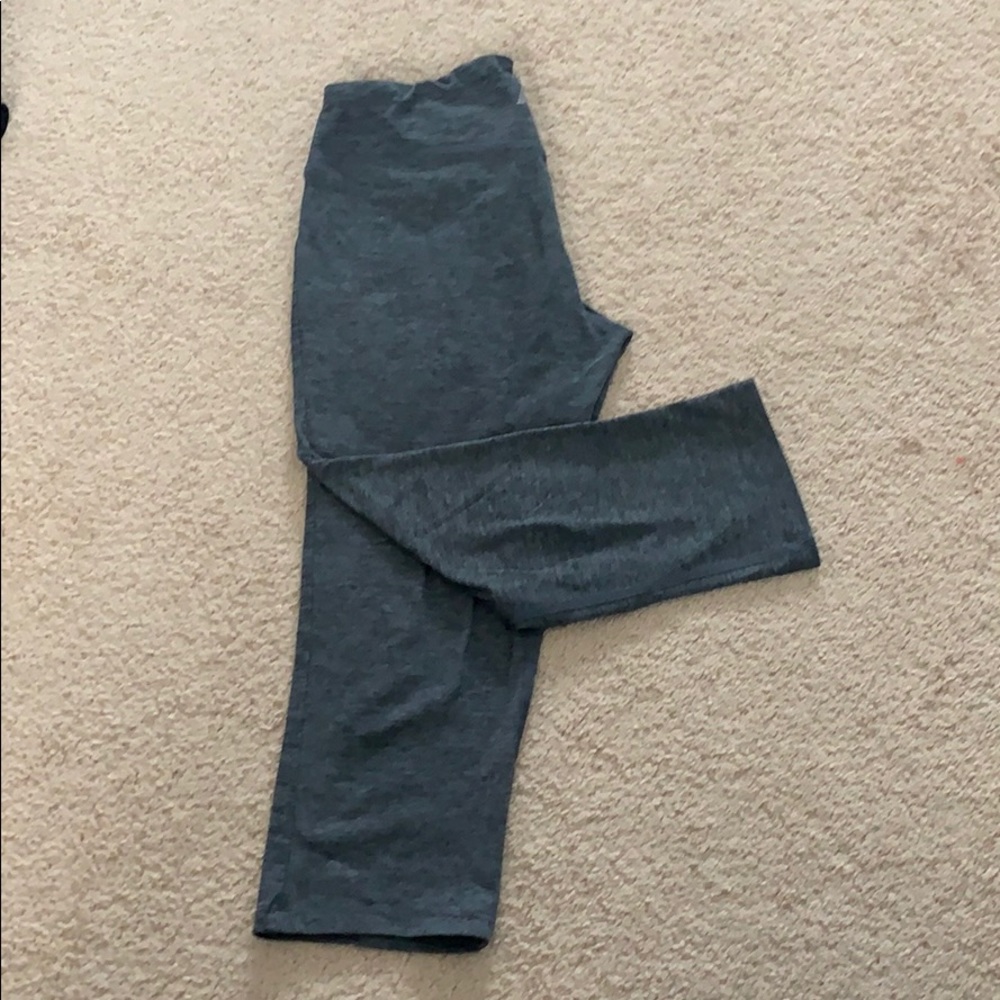 New Balance Heathered Grey Capri leggings